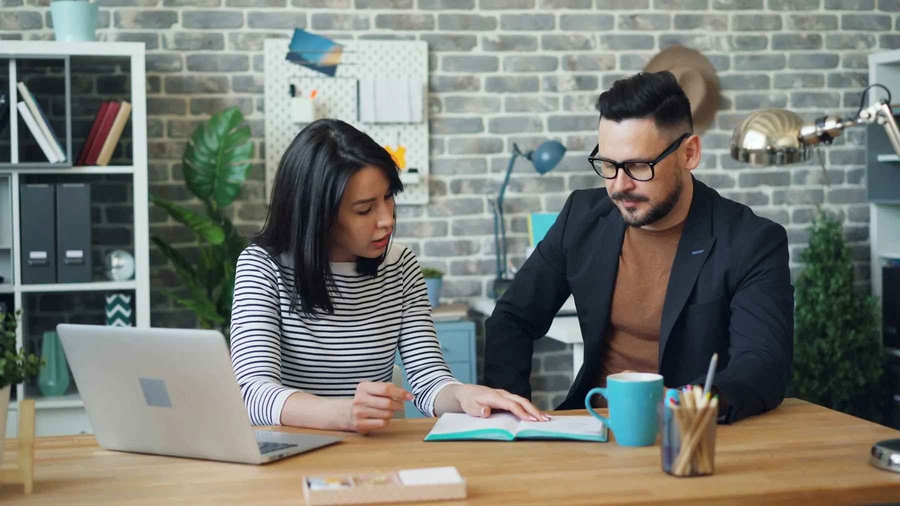 🎬 FULL 4K VIDEO for this still is in my bio link! ⬇️ Happy colleagues discussing work then doing high-five working in of